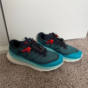 Salomon Ultra Glide 2 Shoes Mens Size 9.5 Blue Hiking Trail Running Sneakers